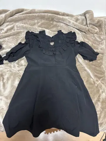 오프숄더 차이나 드레스
