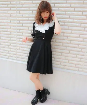 ROJITA 테일러드 원피스 블랙 레이스 참고 있음
