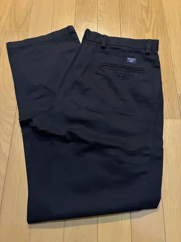 Dockers 치노 팬츠 2 턱 black w32 x l32