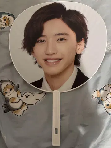 SHUNSUKE MICHIEDA 부채 2019년 라이브용