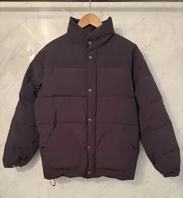 ELECTRIC COTTAGE 다운 자켓 M 사이즈