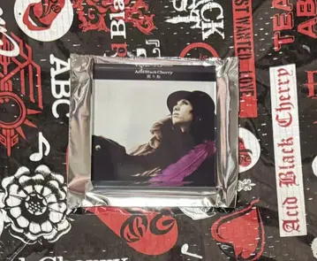 Acid Black Cherry 마그넷 A