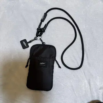WTW 블랙 숄더백 파우치