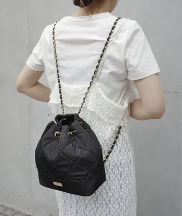 슬로브 이에나 퀼팅 체인 백팩