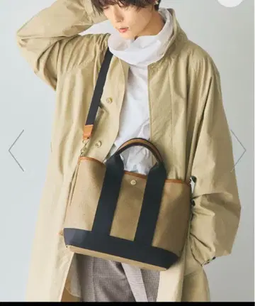 택 포함 새상품 스코치 그레인 네오 가죽 토트 백 숄더 포함 M