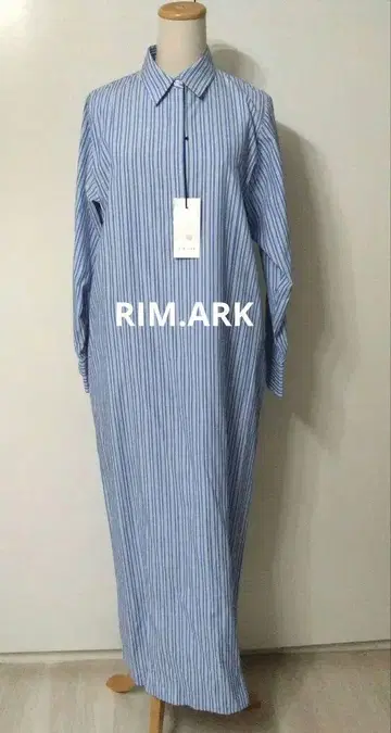 택 포함 RIM.ARK 스트라이프 셔츠 원피스 정가 25300엔