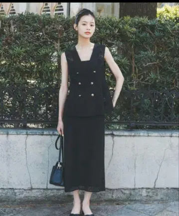 NATURAL BEAUTY BASIC 메쉬 레이스 베스트 x 스커트 세트