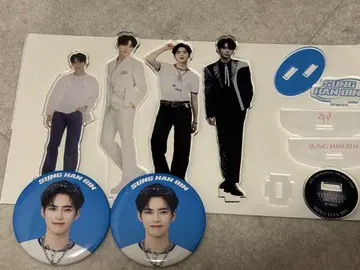 성한빈 ZEROBASEONE 아크릴 스탠드 캔뱃지 세트