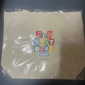 BOYNEXTDOOR 보넥도 카페 한정판 런치 토트백