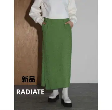 [ 새상품 ] 야마다야 RADIATE 엠보싱 내로우 롱 스커트 타이트