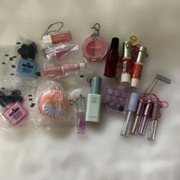 화장품 캡슐 토이