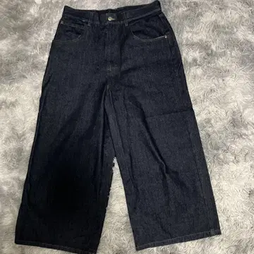 play hour blue baggy jeans