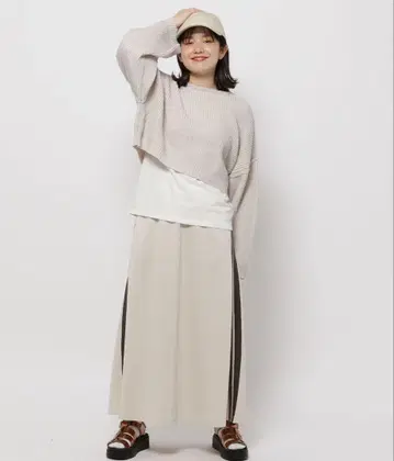 새상품급*니코앤드*라메 사이드 라인 스커트