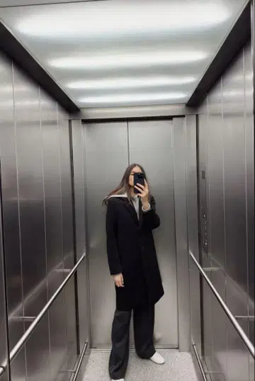 ZARA 탈부착 후드 대비 코트