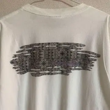 2000년 굿 이너프 UK 백 프린트