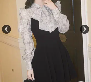 미셸마카롱 로얄 플뢰르 리본 플레어 원피스