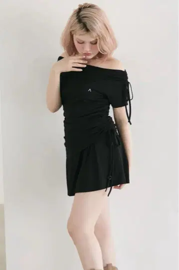 ANDMARY Riny offshoulder set up 앤드마리