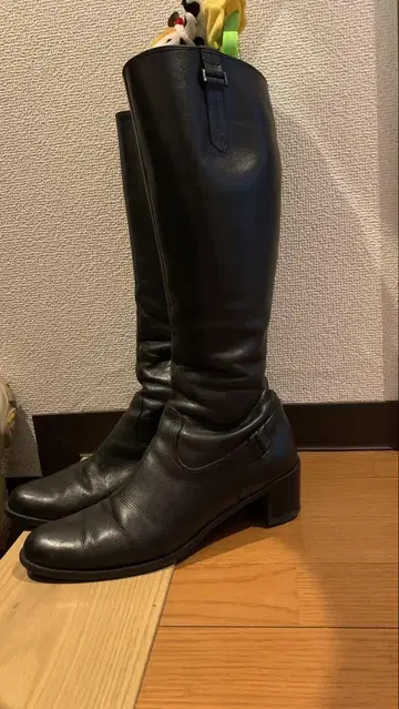 리걸 블랙 가죽 롱 부츠 중간 힐