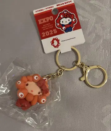 오사카 만박 미야쿠미야쿠 산리오 키티 최애 컬러