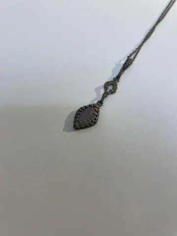 앤티크 사파이어 레트 목걸이