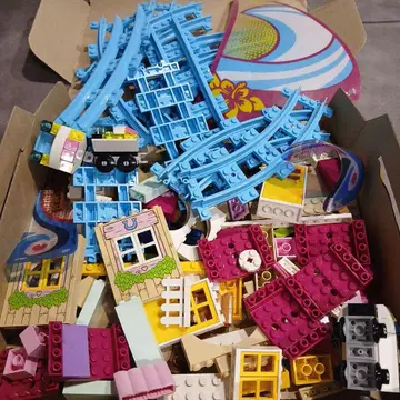 2 LEGO 프렌즈 부품 묶음 판매