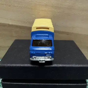 토미카 닛산 캐브올 NISSAN CABALL 아사히신문 트랙