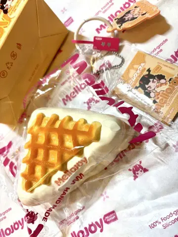 Mellojoy 스퀴즈 크림 와플 크리미 크림