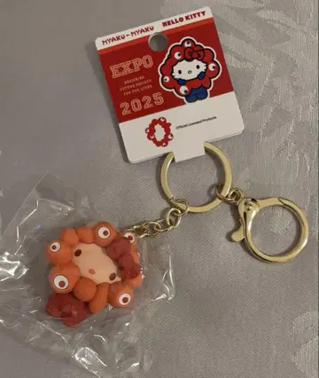 오사카 만박 미야쿠미야쿠 산리오 키티 최애 컬러
