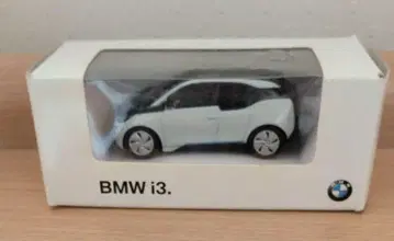 미니카 BMW i3.