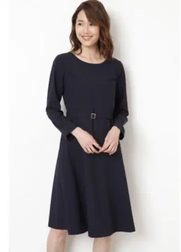미사용 새상품 내추럴 뷰티 베이직 긴팔 네이비 원피스 L