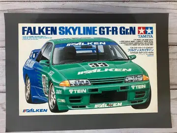 FALKEN SKYLINE GT-R Gr.N 1/24 TAMIYA