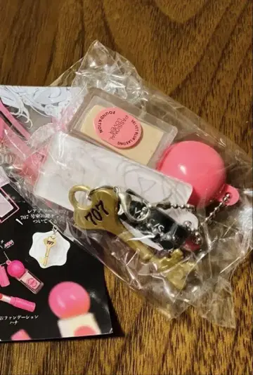 NANA x PASSIONAL LOVER 미니 참 컬렉션 가챠 열쇠