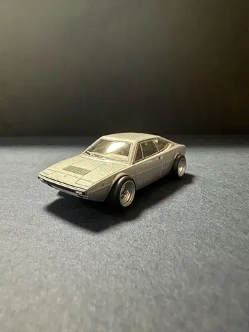 교쇼 페라리 디노 308 GT 4 휠 교환 개조