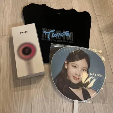 TWICE OFFICIAL GOODS