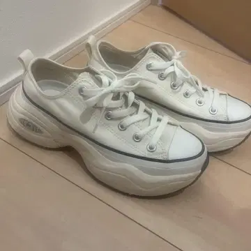 컨버스 올스타 통굽 스니커즈