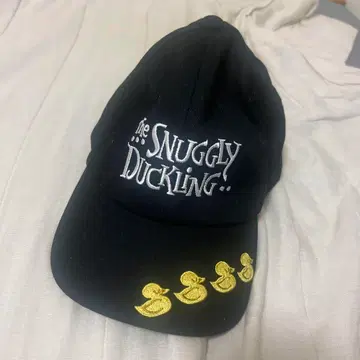 디즈니 라푼젤 스너글리 덕링 캡