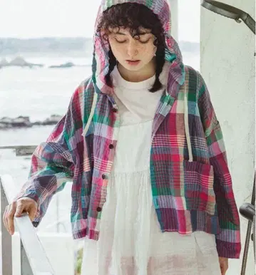 네스트로브 린넨 마드라스 체크 후드티
