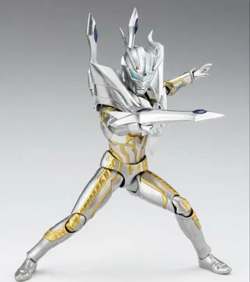 S.H.Figuarts 울티메이트 샤이닝 울트라맨 제로 스타즈