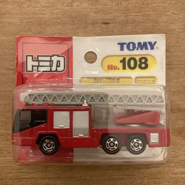 토미카 108 히노 사다리 소방차 외부 박스 파손 있음