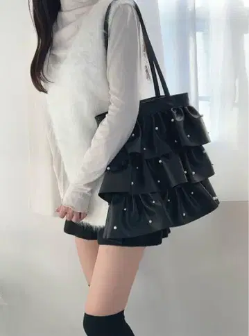 프릴 토트백
