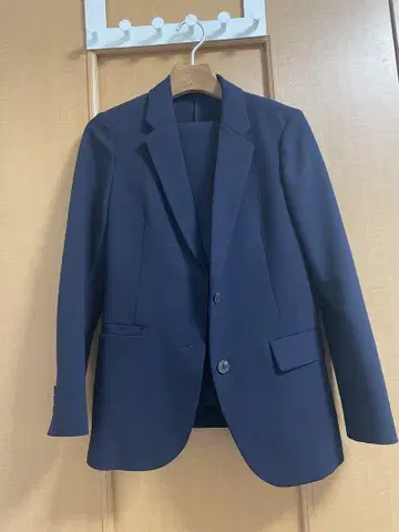 UNIQLO 감동 자켓/팬츠 세트 네이비