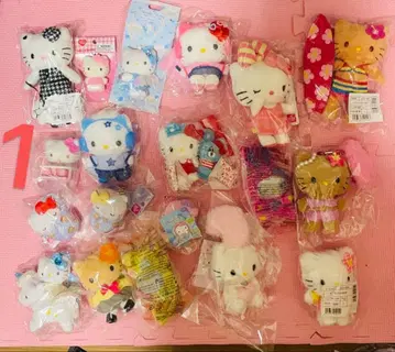 산리오 헬로키티 마스코트 묶음 판매 103개?