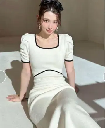 리젝시 RESEXXY 바이컬러 타이트 원피스