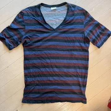 중고 L 사이즈 DRIES VAN NOTEN V넥 T셔츠 보더
