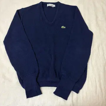 LACOSTE 네이비 V넥 스웨터