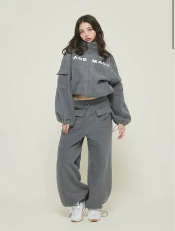 Mary logo fleece jacket/pants