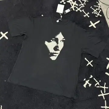 ANN DEMEULEMEESTER 25ss 반팔T셔츠 L