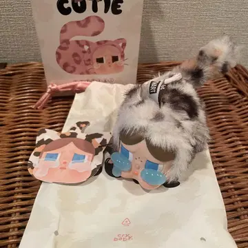 POPMART CRYBABY WildbutCutie 봉제 인형 펜던트