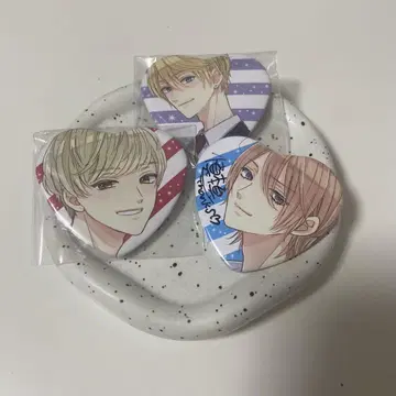 스기타니 오시 키타 사이죠 치카 우쿄 캔뱃지 사인 신모토 신 하트