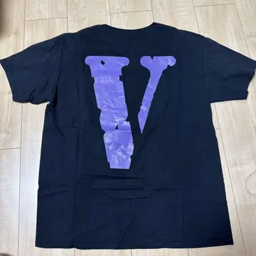 VLONE T셔츠 퍼플